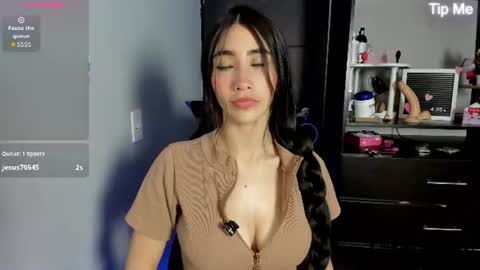 Emy online show from July 8, 1:53 am