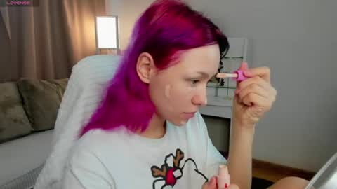 Betty online show from August 2, 1:01 am
