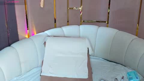 Emily wish-list  online show from July 27, 5:35 am