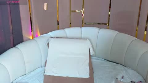 Emily wish-list  online show from July 27, 6:41 am