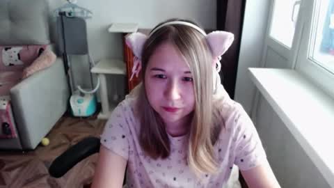 emilyway online show from August 14, 10:41 am