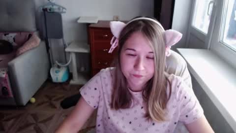 emilyway online show from August 14, 11:47 am