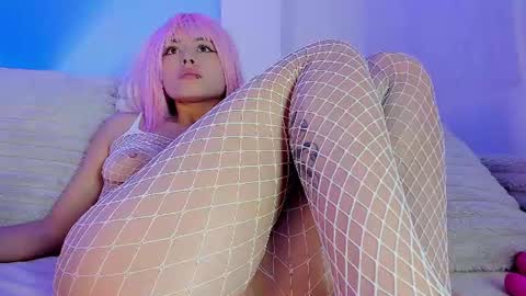   online show from August 15, 1:09 am