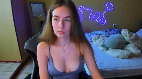 Emily online show from June 6, 10:32 am