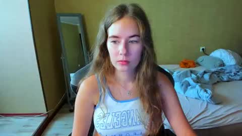 Emily online show from July 25, 9:13 am