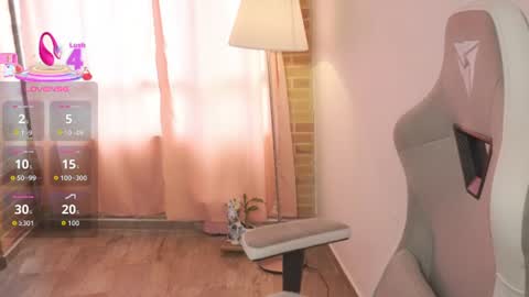 emma online show from August 14, 7:06 pm