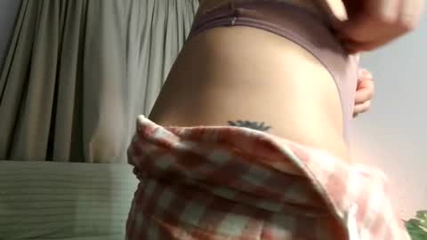 emma______1996 online show from July 5, 10:46 pm