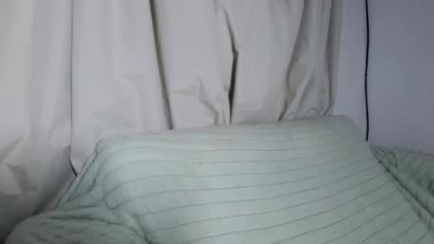 emma______1996 online show from July 20, 11:46 am