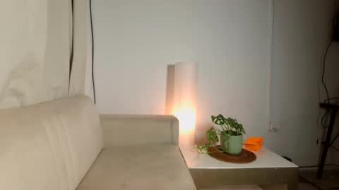 emma______1996 online show from July 22, 8:28 am
