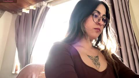 Emma Is here online show from July 29, 9:55 pm