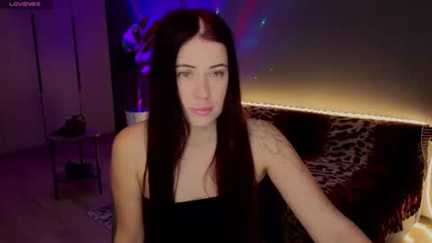 emma__chase online show from August 13, 9:56 am