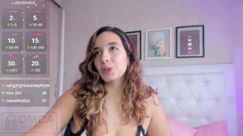 Emma online show from April 22, 1:14 pm