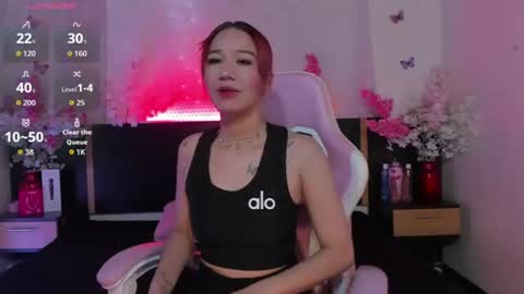 emma_ayala online show from August 11, 7:16 pm