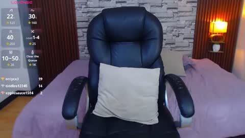 emma_bennet18 online show from July 29, 7:04 am