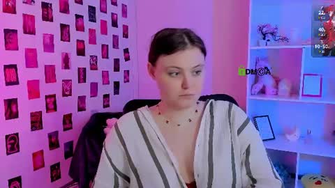 your Emma online show from August 12, 1:19 am