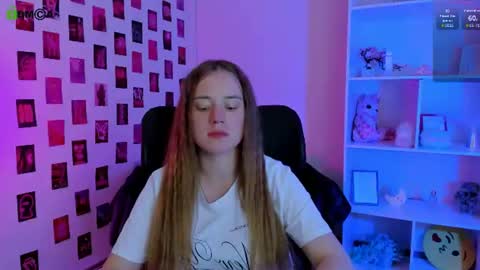 your Emma online show from August 14, 1:26 pm