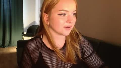 Emma and July online show from August 11, 10:39 am