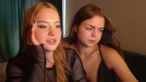 Emma and July online show from August 13, 7:22 am