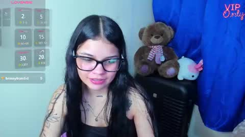 emma_boo_ online show from August 15, 1:42 am