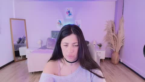 emma_brown_0 online show from August 15, 11:47 am