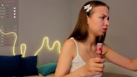 emma_clon online show from July 27, 3:56 am