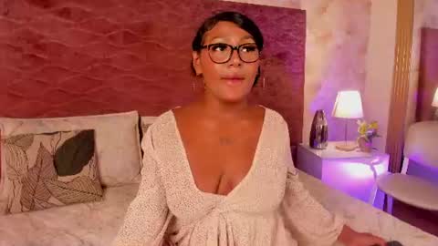 emma online show from August 8, 5:02 pm
