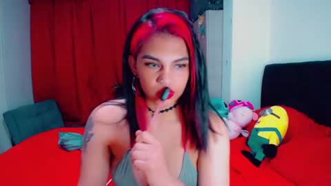 emma online show from July 30, 12:51 am