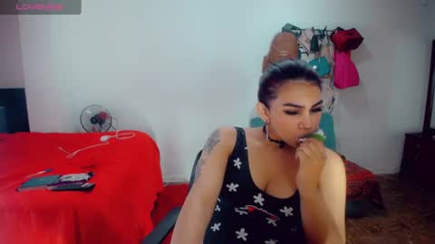 emma online show from August 12, 5:43 am