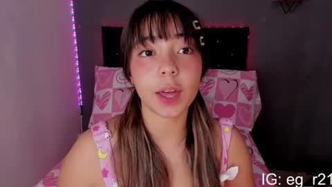emma_grayys online show from July 22, 1:02 pm