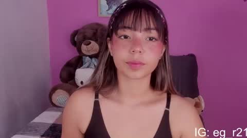 emma_grayys online show from August 25, 1:18 pm
