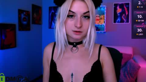Emma online show from May 9, 11:40 pm