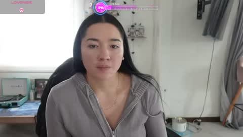 emma_johnson_ online show from July 28, 5:30 pm