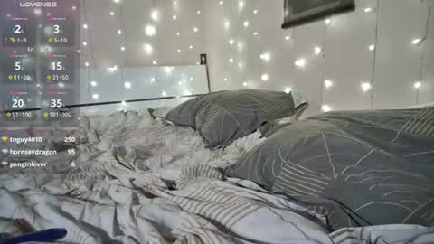 emma_just online show from August 12, 8:00 pm
