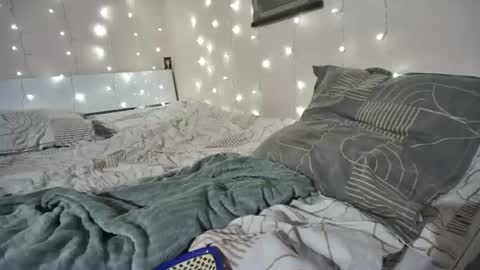 emma_just online show from August 15, 5:50 pm