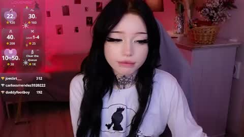 emma_kirks online show from August 3, 7:54 pm