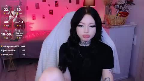 emma_kirks online show from August 7, 5:02 pm