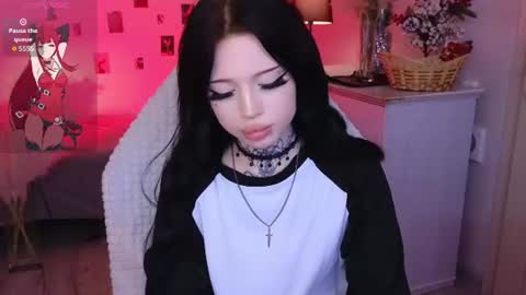 emma_kirks online show from August 10, 3:46 pm