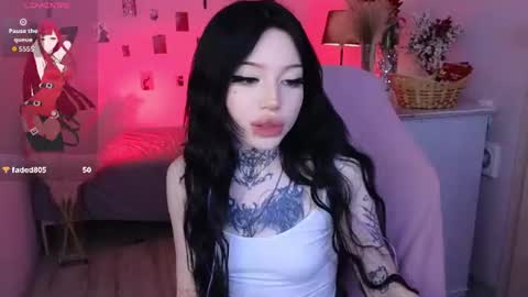 emma_kirks online show from August 13, 12:41 pm