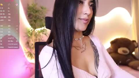 Emma online show from July 31, 9:53 pm