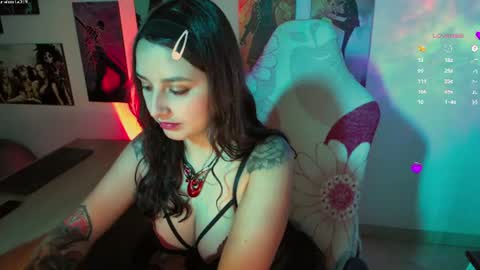 Welcome Im Luna  Colombian girl. private is open lush on    Independent Model online show from August 15, 2:15 am
