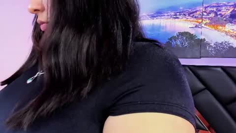 Emma Monserratt online show from August 11, 2:52 pm