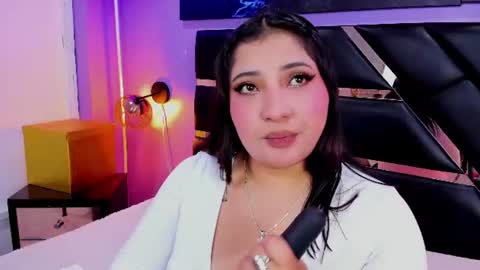 Emma Monserratt online show from August 14, 11:25 am