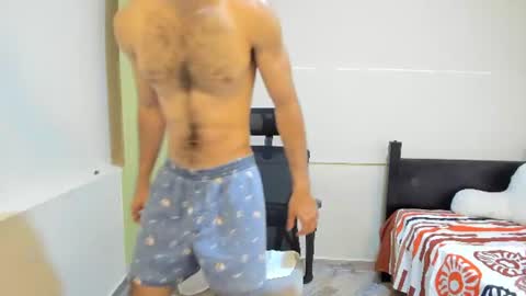 emma_muscle_ online show from August 11, 1:18 am