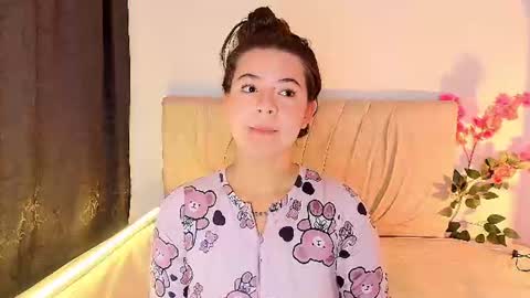 Emma online show from July 29, 9:49 am