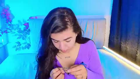 Emma online show from July 31, 8:09 am