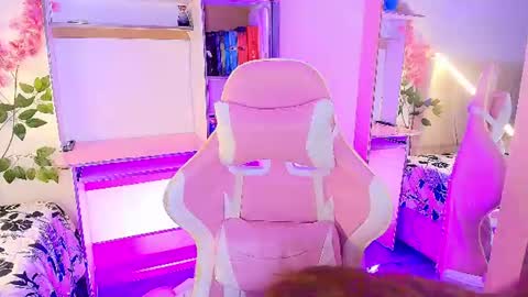 Emma online show from August 3, 5:58 am