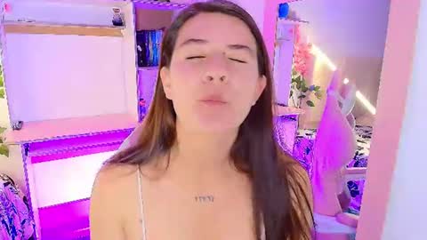 Emma online show from August 3, 7:04 am