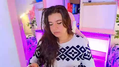 Emma online show from August 4, 5:04 am