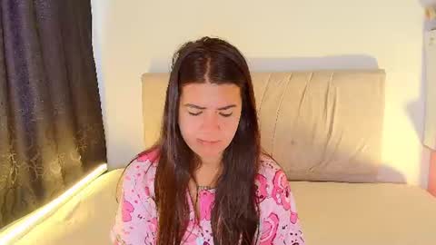 Emma online show from August 8, 6:41 pm