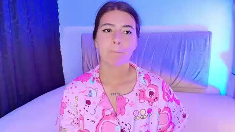 Emma online show from August 9, 2:12 am